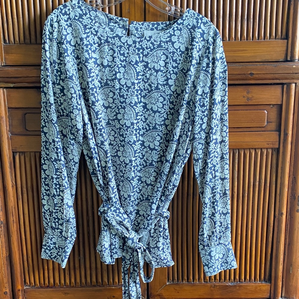 Loft Women’s Long Sleeved Blouse